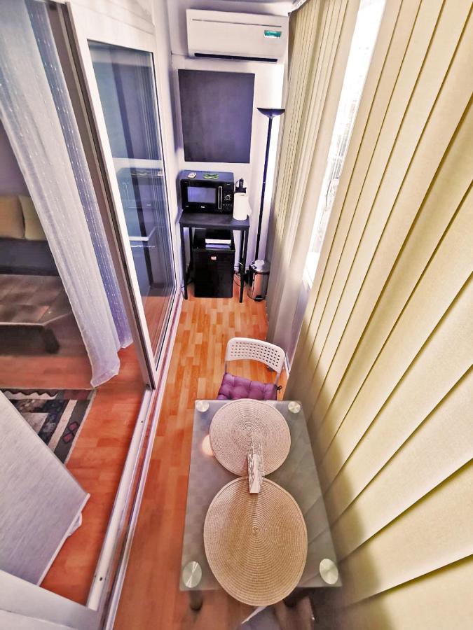 Apartmán Cozy Studio Athenee Bukurešť Exteriér fotografie